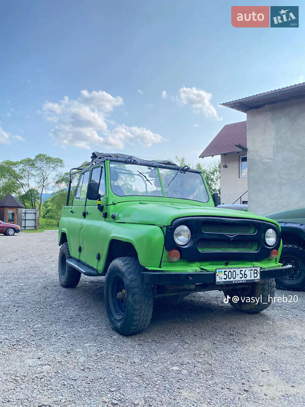 Седан УАЗ 469 1995 в Львове