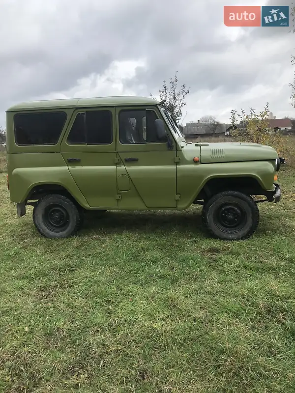 Внедорожник / Кроссовер УАЗ 469Б 1973 в 