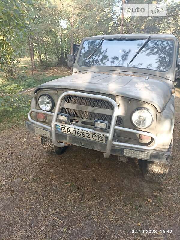 Внедорожник / Кроссовер УАЗ 469Б 1984 в Житомире