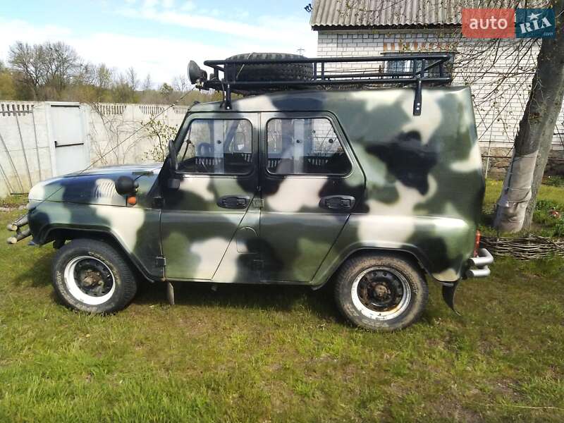 Внедорожник / Кроссовер УАЗ 469Б 1983 в 