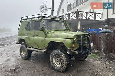 Позашляховик / Кросовер УАЗ 469Б 1990 в 