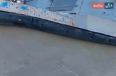 Катер UMS 400 1994 в Києві