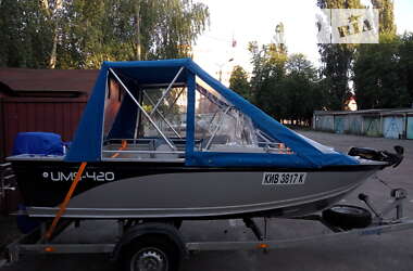 Лодка UMS 420 2009 в Киеве