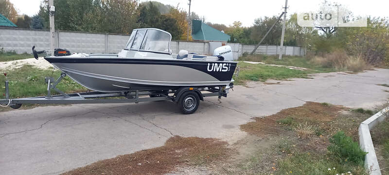 Лодка UMS 420 2018 в Кременчуге