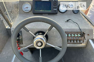 Катер UMS 500 2006 в 