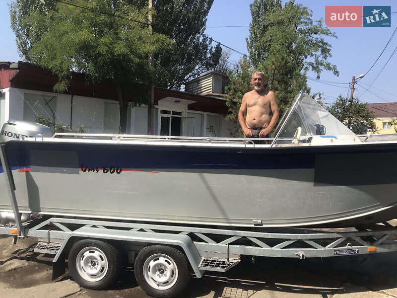 Катер UMS 600 2004 в Фастові