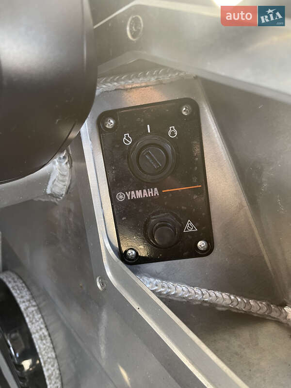 Катер UMS Tuna 585 DC 2021 в Киеве фото 20 Катер UMS Tuna 585 DC 2021 в Киеве