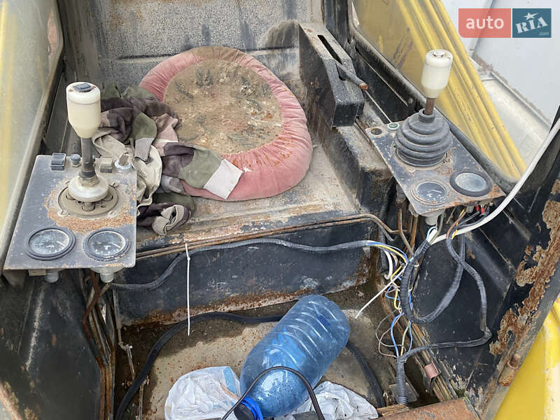 Минипогрузчик UNC 060 1992 в Ужгороде