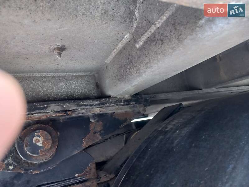 Самосвал полуприцеп United Trailers 6017 2003 в Лубнах