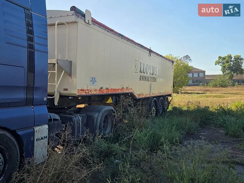 United Trailers 6017 2002