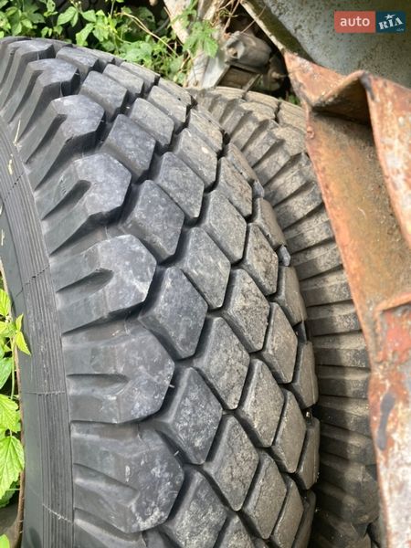 Битумовоз УПП Б 2412 1995 в Косове