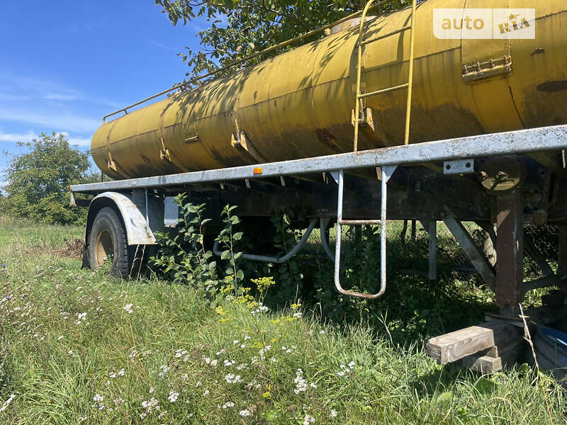 Цистерна УПР 1212 1992 в Староконстантинове