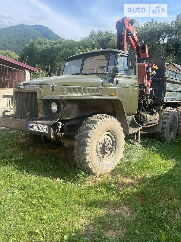 Урал 375