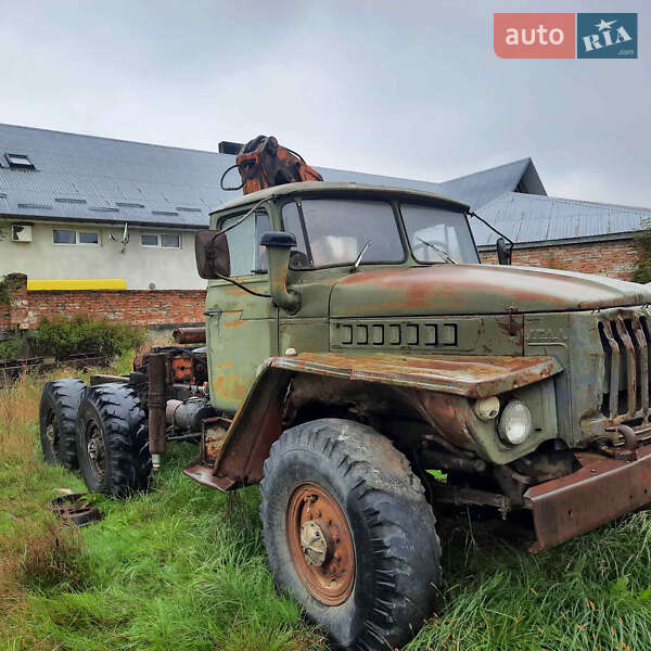 Тягач Урал 4320 1982 в Дрогобыче