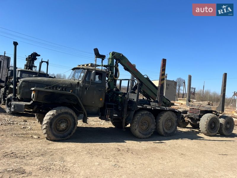 Лесовоз / Сортиментовоз Урал 4320 1986 в Черновцах фото 6 Лесовоз / Сортиментовоз Урал 4320 1986 в Черновцах