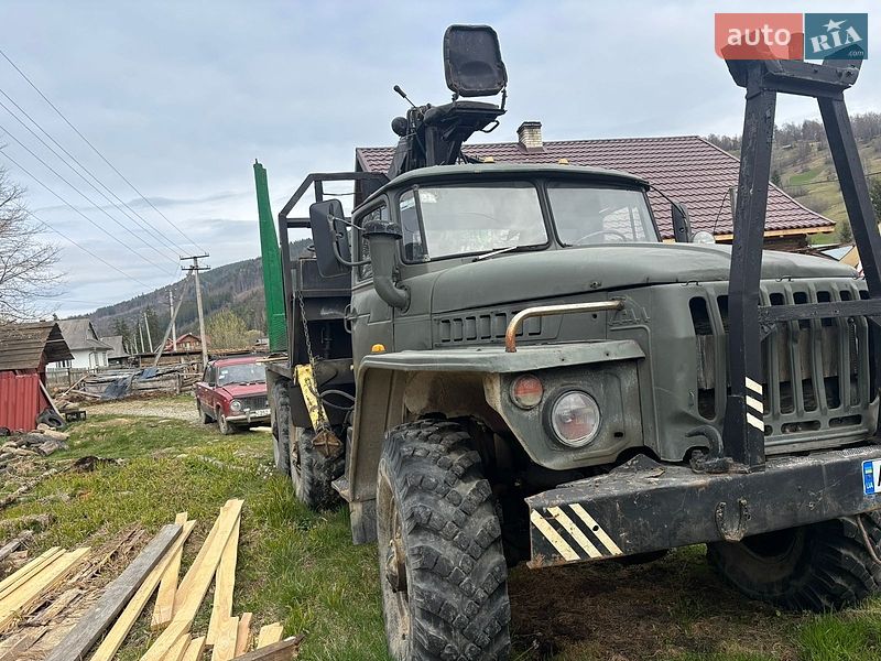 Лісовоз / Сортиментовоз Урал 4320 1989 в Надвірній фото Лісовоз / Сортиментовоз Урал 4320 1989 в Надвірній