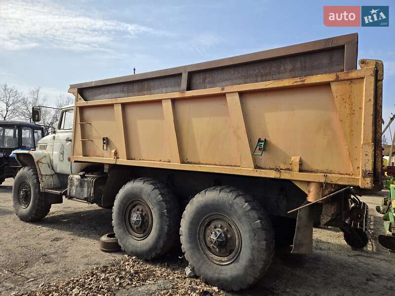 Зерновоз Урал 5557 1989 в Подольске фото 3 Зерновоз Урал 5557 1989 в Подольске