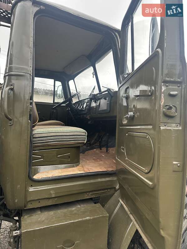 Лесовоз / Сортиментовоз Урал 5557 1987 в Делятине