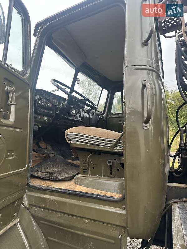 Лесовоз / Сортиментовоз Урал 5557 1987 в Делятине