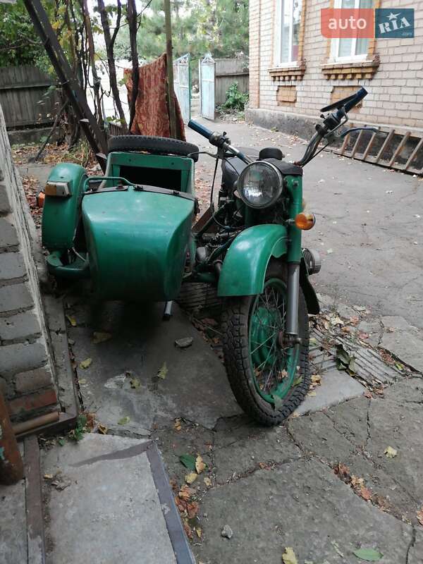 Мотоцикл с коляской Урал 650 1988 в 