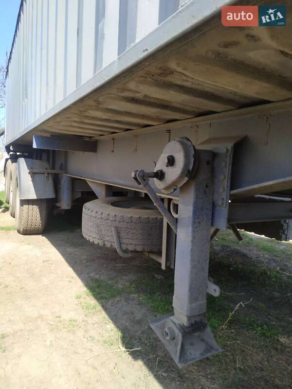 Зерновоз - полуприцеп Van Hool 3B0011 1988 в Сарате