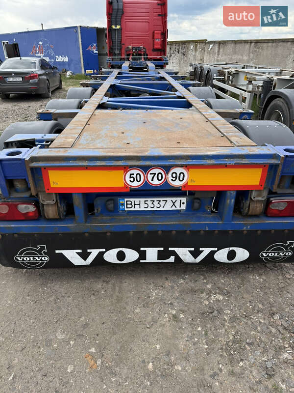 Контейнеровоз Van Hool 3В0070 2005 в 
