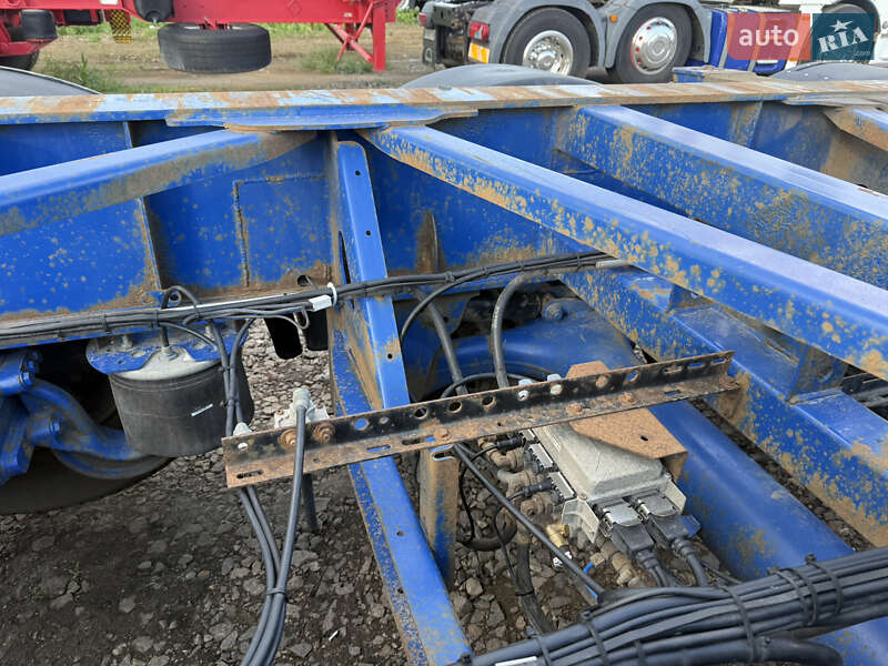 Контейнеровоз Van Hool 3В0070 2005 в Одессе фото 10 Контейнеровоз Van Hool 3В0070 2005 в Одессе