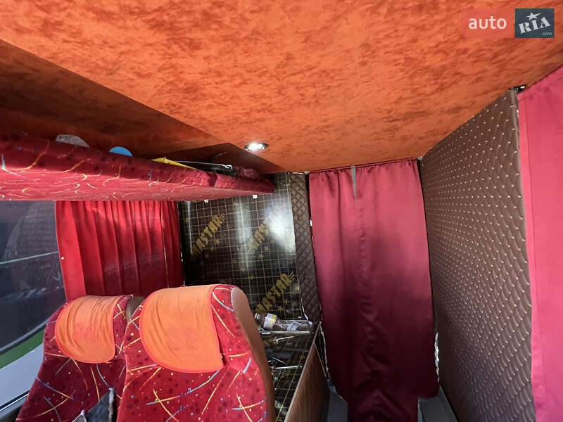 Туристичний / Міжміський автобус Van Hool 927 2001 в Одесі