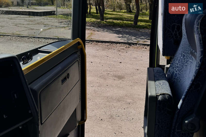 Туристический / Междугородний автобус Van Hool Acron 2010 в Днепре