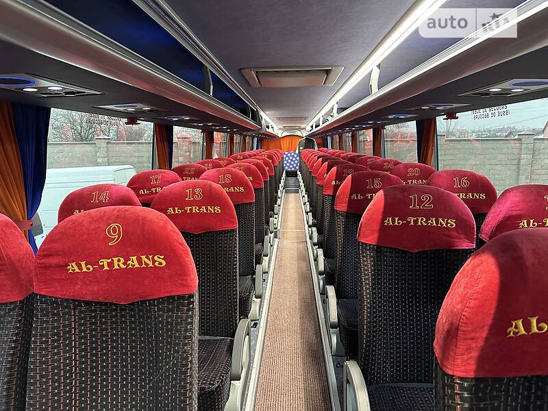 Туристичний / Міжміський автобус Van Hool Altano 2013 в Львові