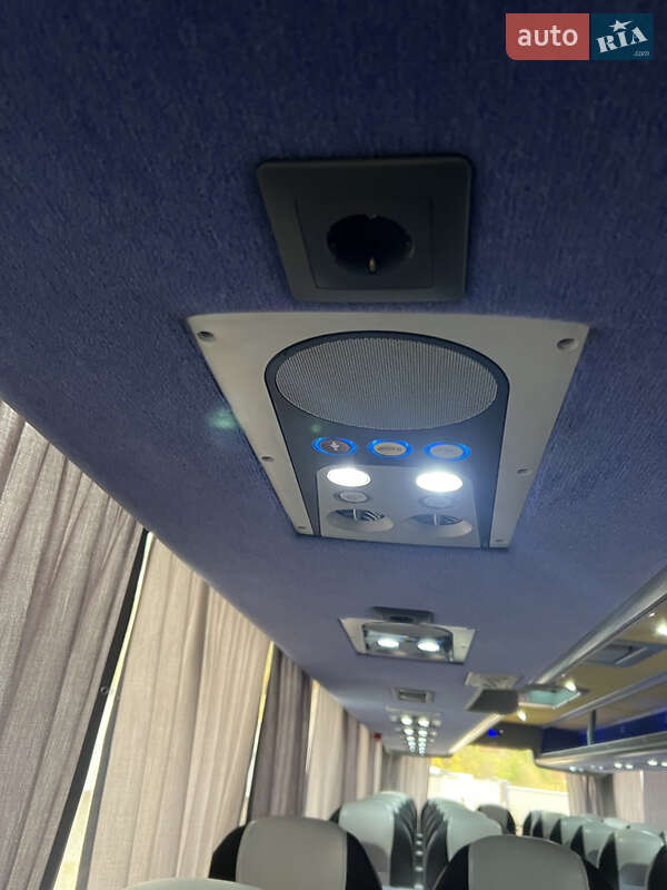 Туристичний / Міжміський автобус Van Hool Astron 2010 в Києві