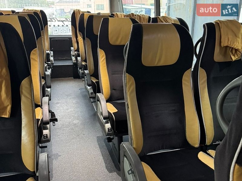 Другие автобусы Van Hool Astron 2006 в Львове