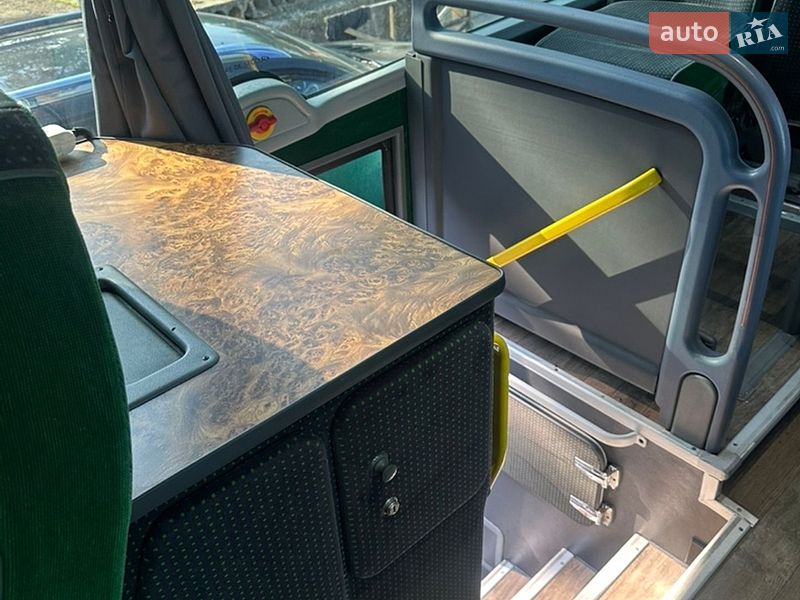 Туристичний / Міжміський автобус Van Hool Astron 2010 в Коломиї фото 10 Туристичний / Міжміський автобус Van Hool Astron 2010 в Коломиї