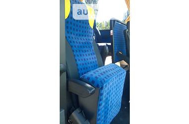 Туристический / Междугородний автобус Van Hool T915 2002 в 