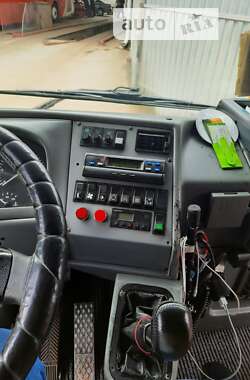 Туристический / Междугородний автобус Van Hool T918 2006 в 