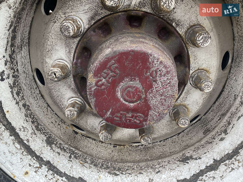 Изотермическая будка Van Hool VH 1991 в Киеве