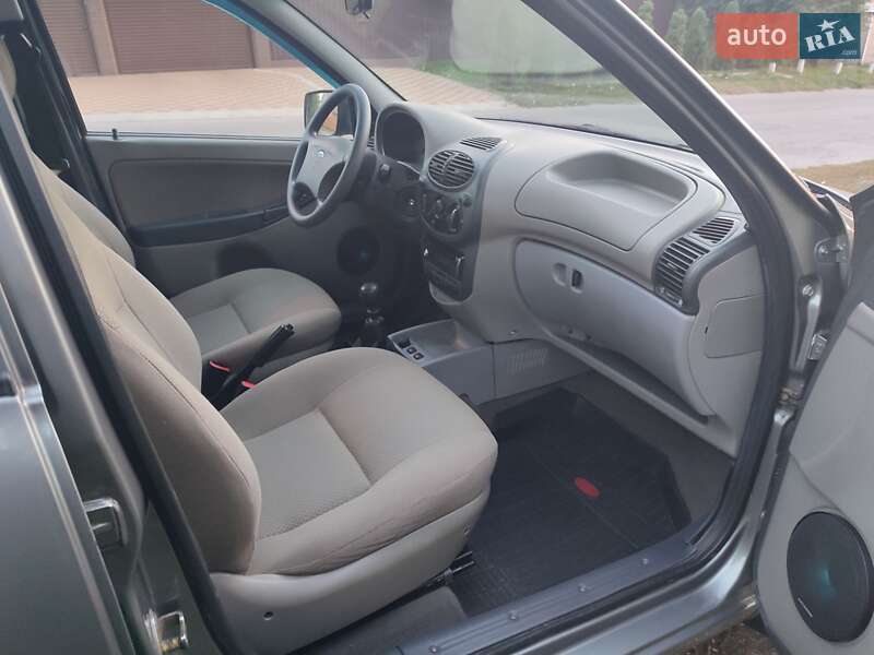 Универсал ВАЗ / Lada 1117 Калина 2010 в Запорожье