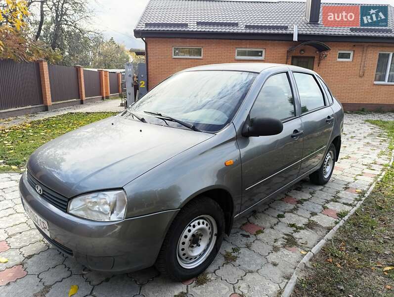 Универсал ВАЗ 1117 Калина 2006 в  фото Универсал ВАЗ 1117 Калина 2006 в