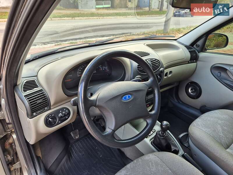 Универсал ВАЗ / Lada 1117 Калина 2008 в Запорожье фото 13 Универсал ВАЗ / Lada 1117 Калина 2008 в Запорожье