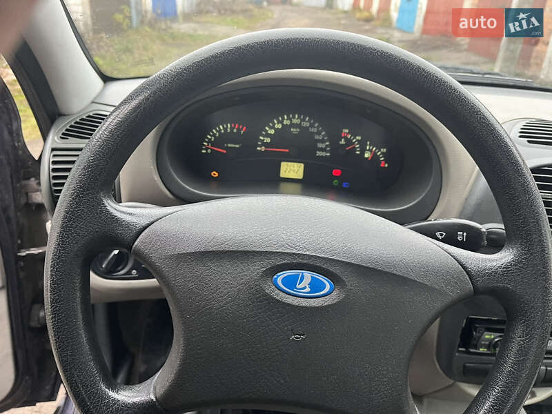 Универсал ВАЗ / Lada 1117 Калина 2008 в Житомире