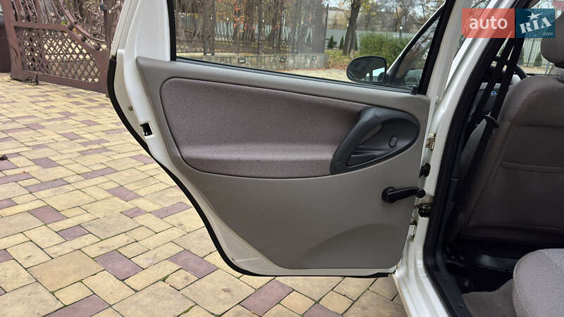 Универсал ВАЗ / Lada 1117 Калина 2009 в Кременчуге