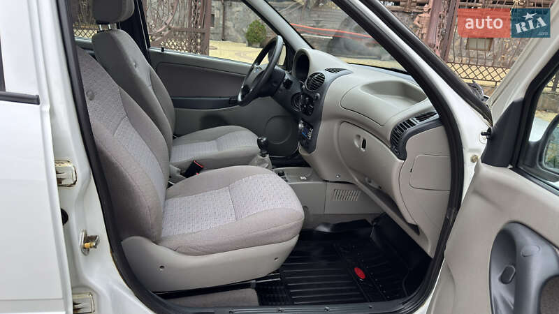 Универсал ВАЗ / Lada 1117 Калина 2009 в Кременчуге