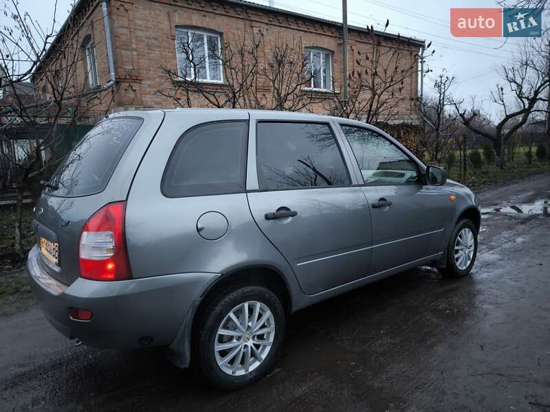 Универсал ВАЗ / Lada 1117 Калина 2010 в Казатине