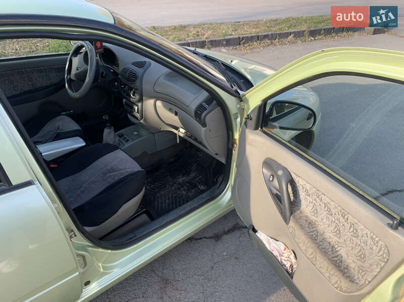 Седан ВАЗ / Lada 1118 Калина 2006 в Береговому
