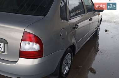 Седан ВАЗ / Lada 1118 Калина 2006 в 