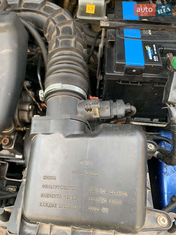 Седан ВАЗ / Lada 1118 Калина 2006 в Носовке