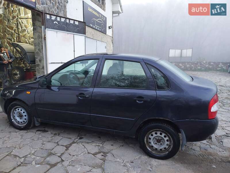 Седан ВАЗ / Lada 1118 Калина 2008 в Ужгороде