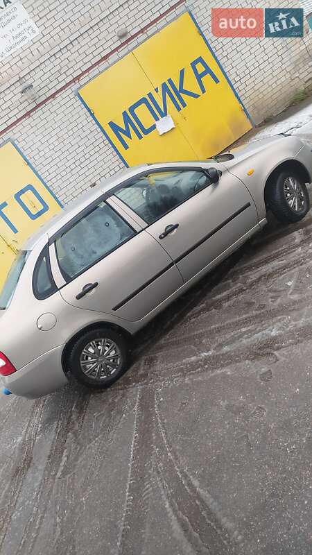 Седан ВАЗ / Lada 1118 Калина 2006 в Люботині