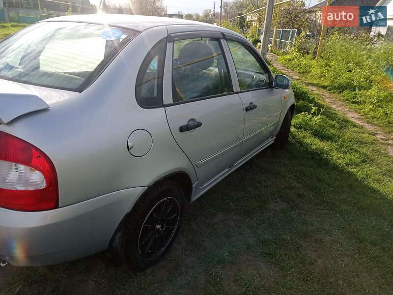 Седан ВАЗ / Lada 1118 Калина 2007 в Врадиевке