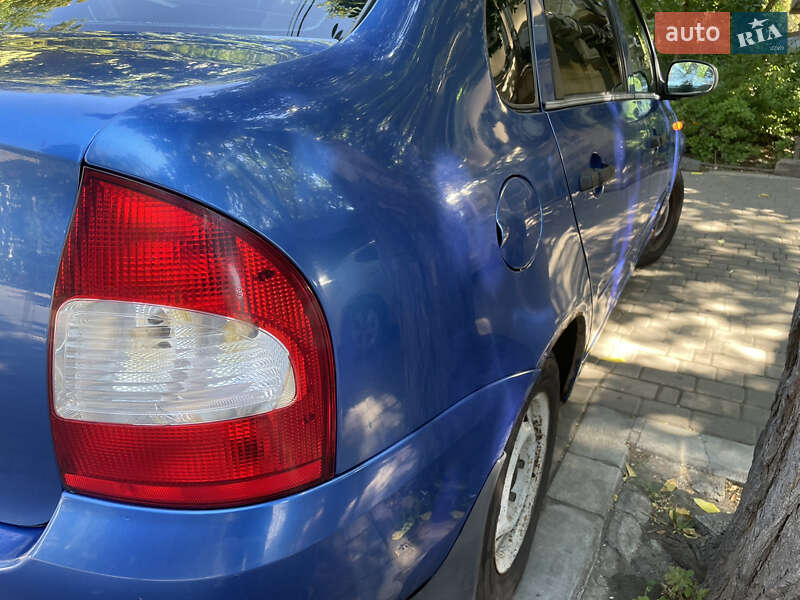 Седан ВАЗ / Lada 1118 Калина 2006 в Одессе